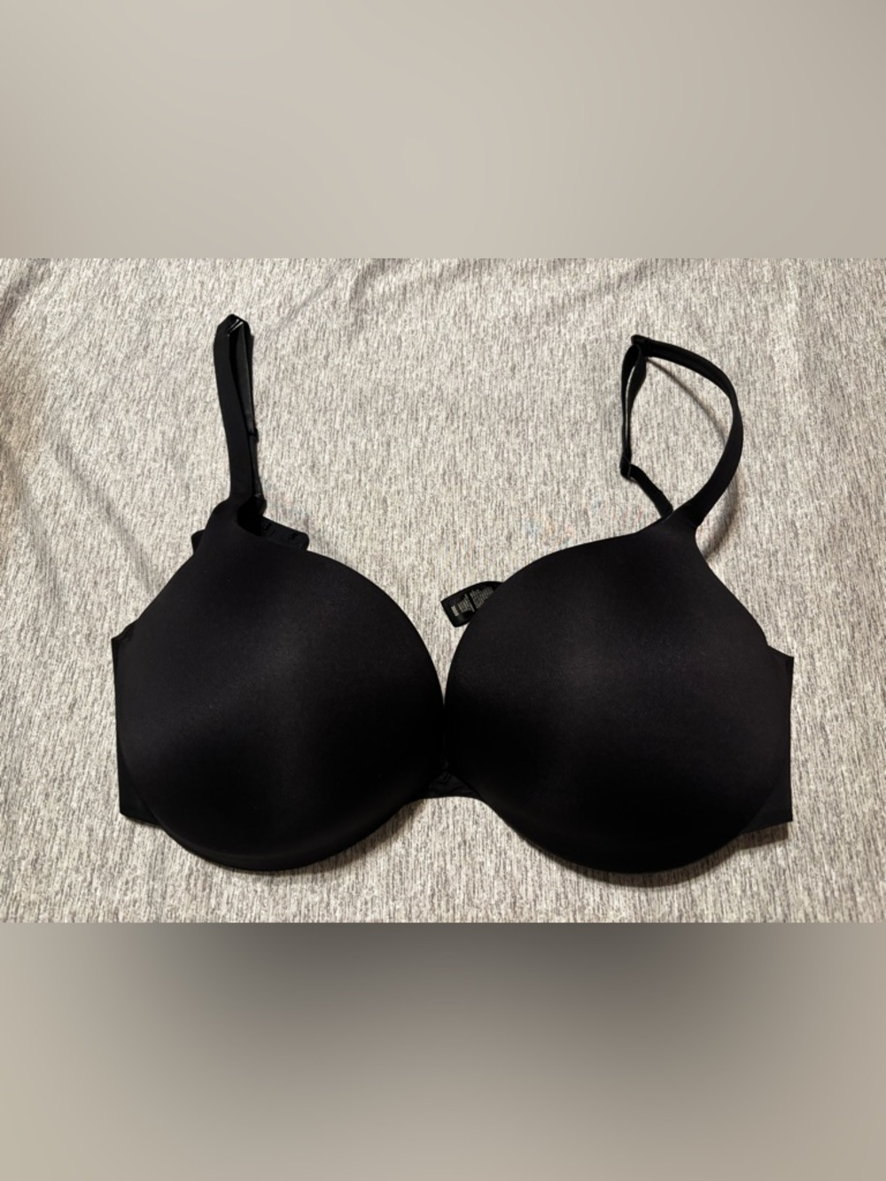 SKIMS Black Seamless Contour T-Shirt Bra